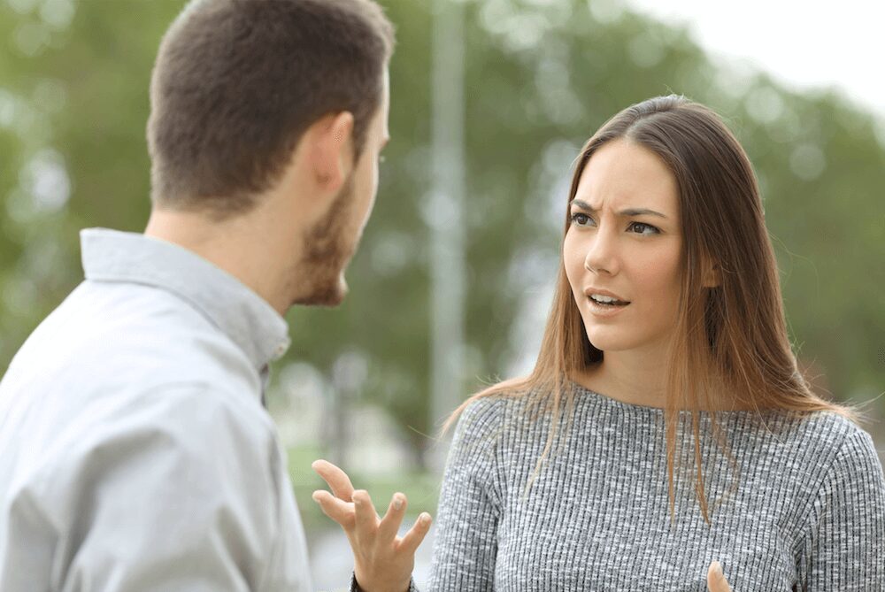 5 segni che sei una donna bisognosa e appiccicosa